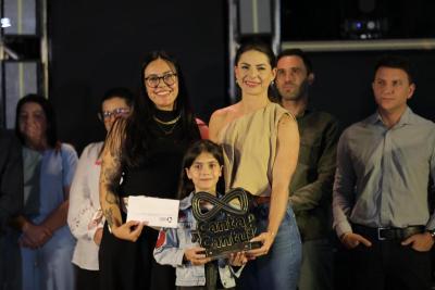 Primeira noite da grande final do IV Canta Cantu lota o Pavilhão da Paróquia Sant'Ana e emociona Laranjeiras do Sul